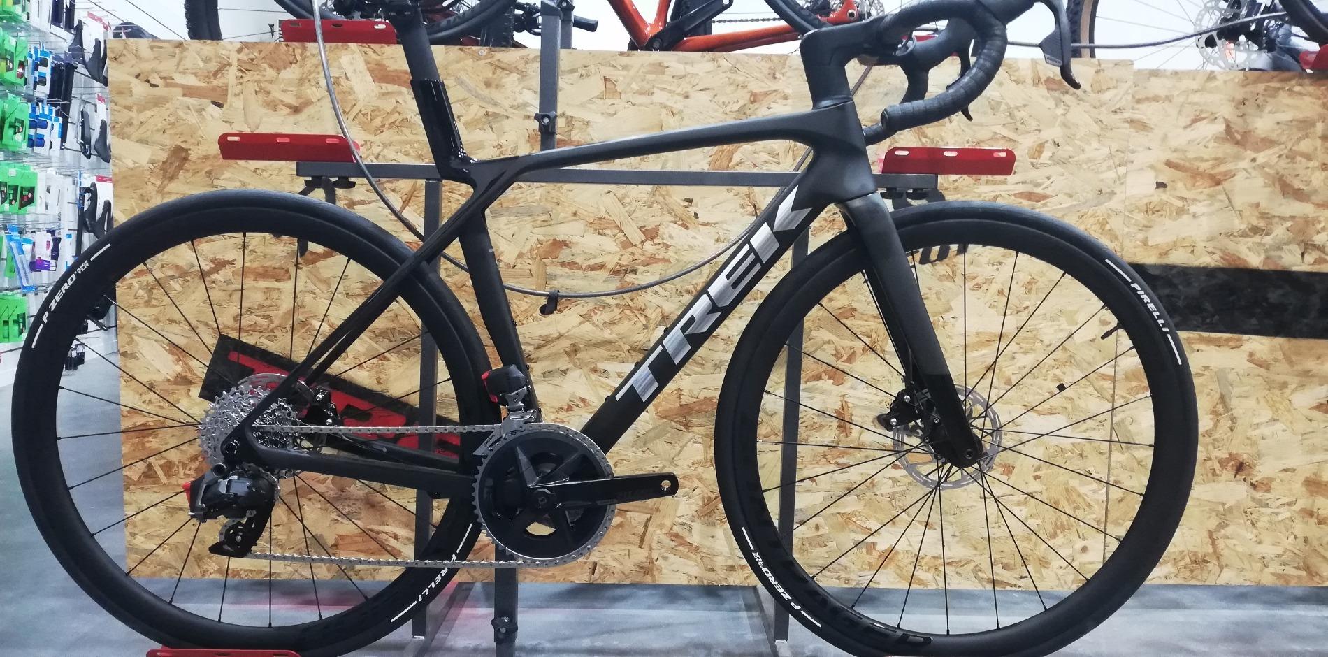 Madone SL 6 AXS